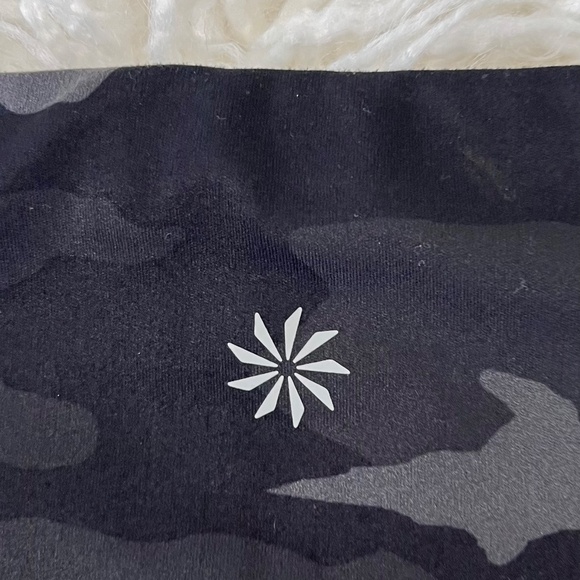 Athlete Girl "Leggings/tights in Chit Chat Capri camo black" NWOT - Picture 4 of 6